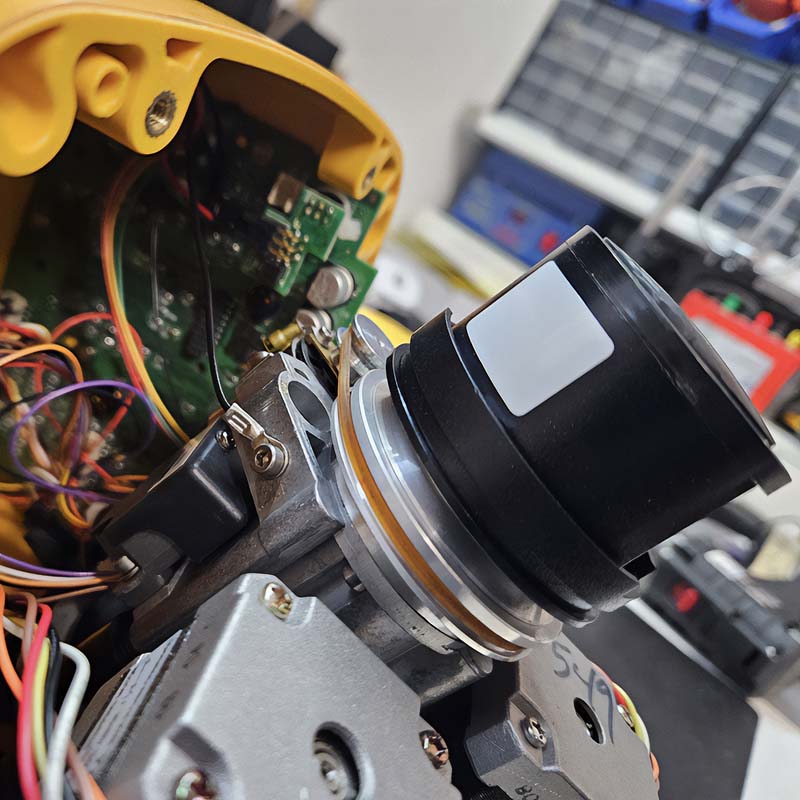 riparazione livelli laser